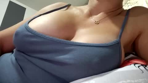 Snapshot of pervygirl69 chatting on 18, 11, 2025 Lisa - online show from 18, 11, 2025