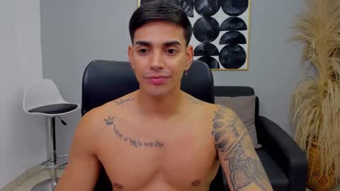 Snapshot of peter_dainty chatting on 7, 3, 2025 Peter instagram Jairquiroga online show from 7, 3, 2025