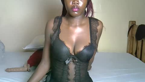 Snapshot of petite_bunnny chatting on 18, 2, 2026 Bunny online show from 18, 2, 2026