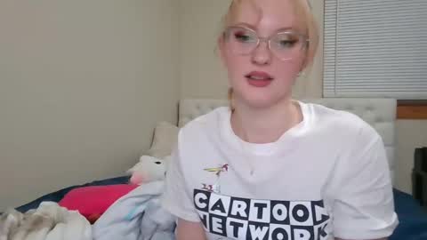 Little cupcake online show from 21, 2, 2025