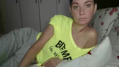 petite_danielle online show from 11, 9, 2025
