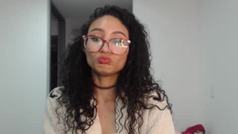 loli online show from 19, 10, 2025