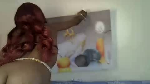 Snapshot of petite_lunar chatting on 3, 11, 2025 Lunar online show from 3, 11, 2025