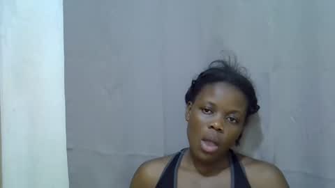 petite_melan online show from 25, 9, 2025