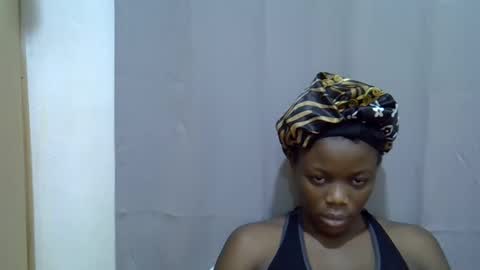 petite_melan online show from 30, 9, 2025