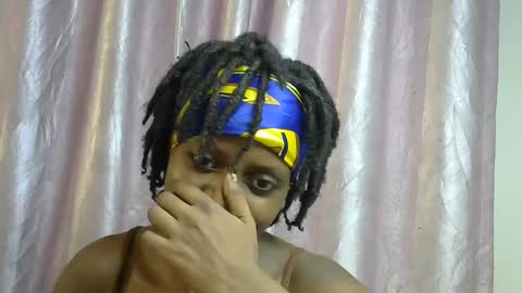 petite_star2 online show from 14, 12, 2025