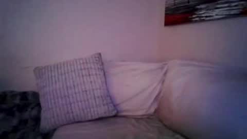 petite treat  online show from 6, 1, 2026