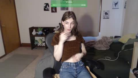 Snapshot of petitecut chatting on 19, 2, 2025 caracal online show from 19, 2, 2025