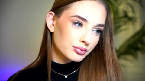 Snapshot of petitegonwiild chatting on 16, 12, 2025 Petitegonwiild online show from 16, 12, 2025