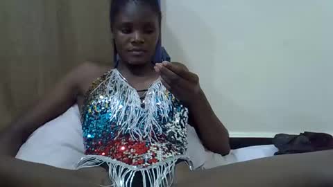 petiteslim2 online show from 6, 4, 2026