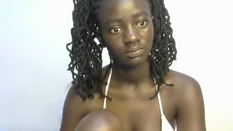 petitte_gyaal online show from 18, 10, 2025