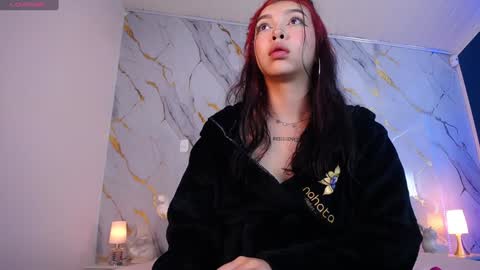 Pettit Courtny online show from 6, 2, 2025