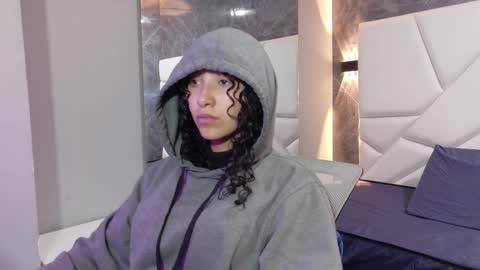 Moon  online show from 20, 12, 2025