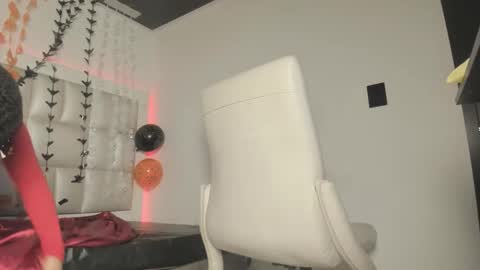 Snapshot of peyton_wat chatting on 28, 10, 2025 peyton_wat online show from 28, 10, 2025