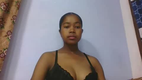 Snapshot of phania185885 chatting on 8, 3, 2026 phania185885 online show from 8, 3, 2026