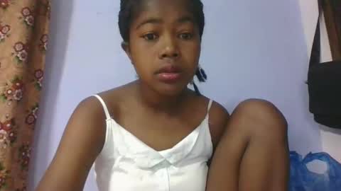 Snapshot of phania185885 chatting on 9, 4, 2026 phania185885 online show from 9, 4, 2026