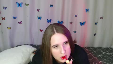 Snapshot of phantommira chatting on 25, 2, 2025 phantommira online show from 25, 2, 2025