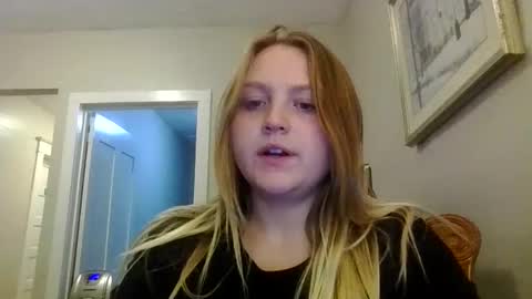 PhatAssBlond online show from 27, 12, 2024