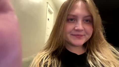PhatAssBlond online show from 30, 12, 2024