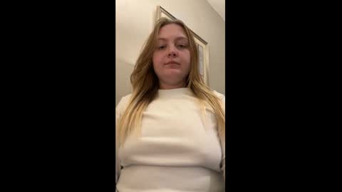 PhatAssBlond online show from 9, 1, 2025