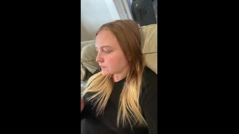 PhatAssBlond online show from 17, 1, 2025