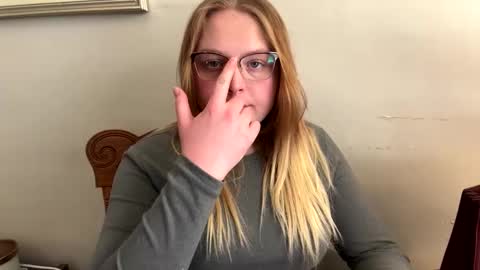 PhatAssBlond online show from 28, 1, 2025