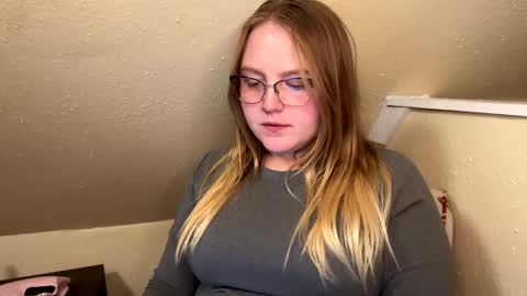 PhatAssBlond online show from 31, 1, 2025