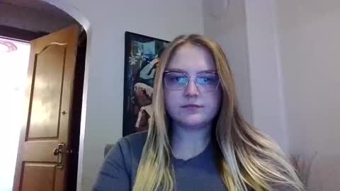 PhatAssBlond online show from 9, 2, 2025