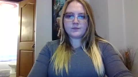 PhatAssBlond online show from 9, 2, 2025
