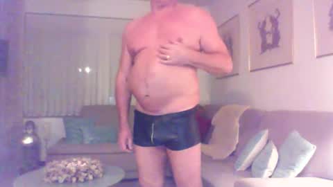 Phil online show from 16, 11, 2025