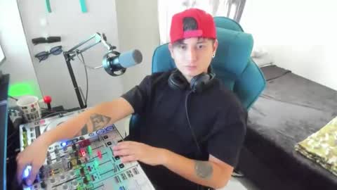 Snapshot of philip_dj chatting on 16, 2, 2026 philip_dj online show from 16, 2, 2026