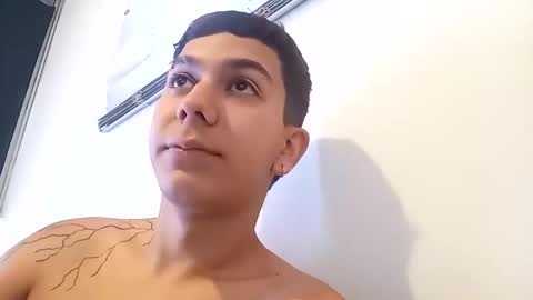 Snapshot of philip_russo chatting on 27, 11, 2025 philip_russo online show from 27, 11, 2025