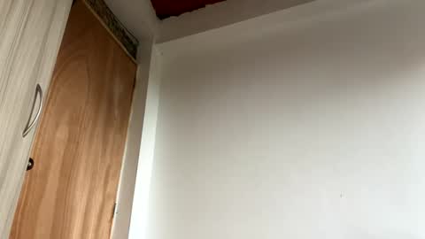 Snapshot of phillip_brownn chatting on 16, 10, 2025 PHILLIP online show from 16, 10, 2025