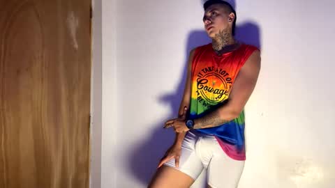 Snapshot of phillip_brownn chatting on 19, 11, 2025 PHILLIP online show from 19, 11, 2025