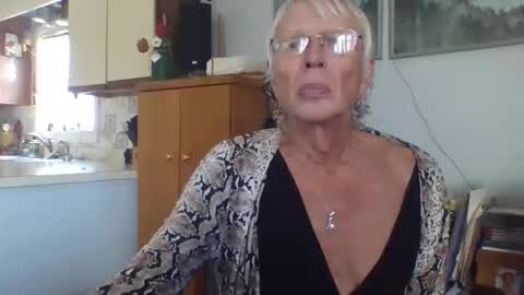 phillipa online show from 20, 11, 2025