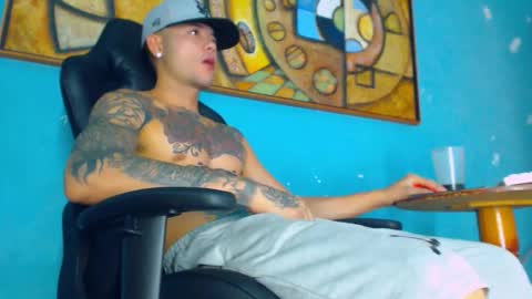 phlilloyhighclouds online show from 7, 1, 2026