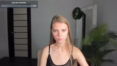 Phoebe online show from 23, 12, 2024