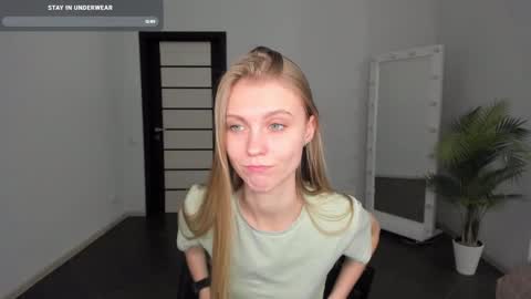Phoebe online show from 19, 1, 2025
