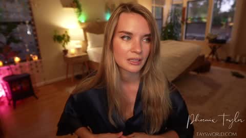 PHOENIX TAYLOR online show from 21, 10, 2025