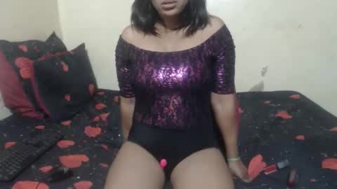 phoenixcandy online show from 13, 9, 2025