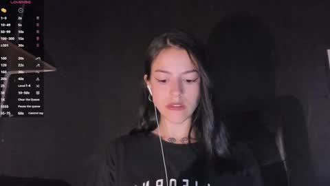 phoenixx_x online show from 2, 2, 2025