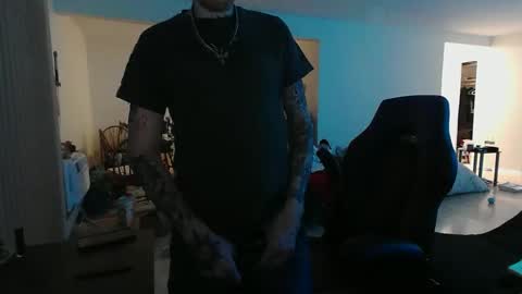 Snapshot of phrostdd chatting on 26, 11, 2025 FrankenDaddy online show from 26, 11, 2025