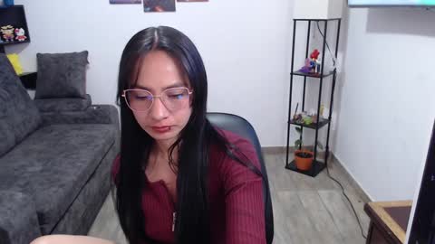 Pia  online show from 9, 1, 2025