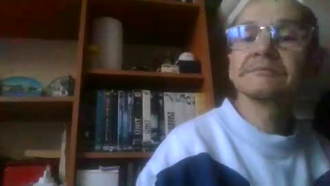 pichoun71 online show from 8, 12, 2024