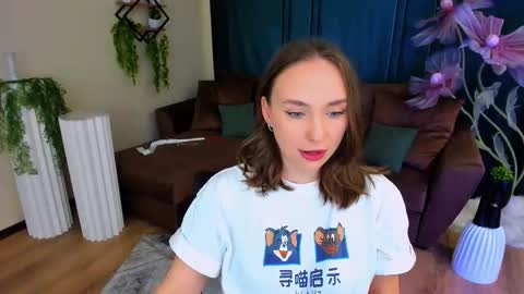 Emelie online show from 15, 10, 2025