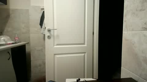 Snapshot of pieceofmoon chatting on 30, 11, 2025 Moonie online show from 30, 11, 2025