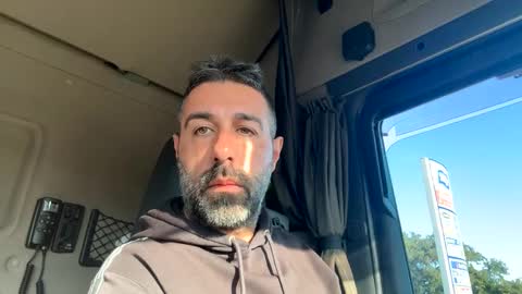 pierotu online show from 2, 12, 2024