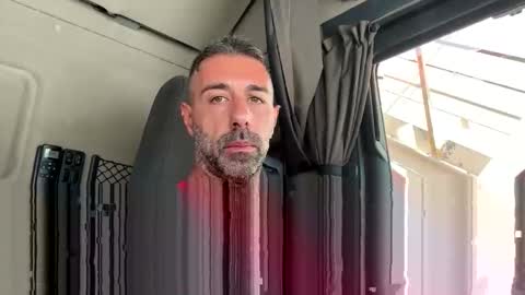 pierotu online show from 23, 9, 2025