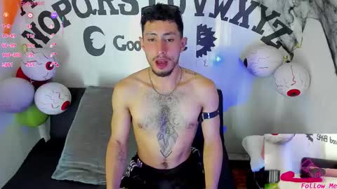 Snapshot of piggy_eddy chatting on 21, 10, 2025 Eddy Brock... Its a pleasure to talk to... online show from 21, 10, 2025