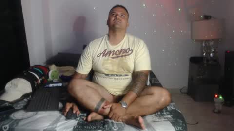 pikoro_gomez online show from 6, 12, 2024